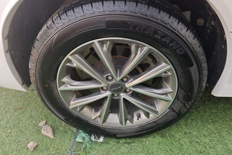 Used JETOUR X70 2020 1.5T DCT YueXing Edition 5 Seats
