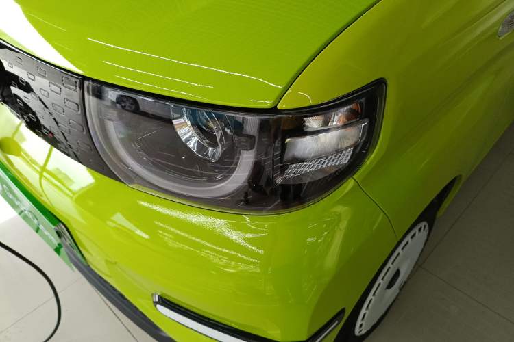 Used Chery QQ Ice Cream 2024 Youth Edition 205km Milkshake