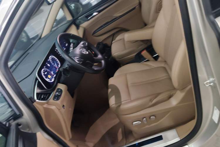 Used Buick GL8 2020 ES Land Cruiser 653T Luxury Edition