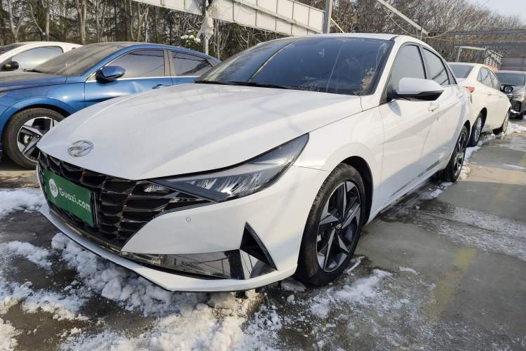 Used Hyundai Elantra 2022 1.5L CVT LUX Prestige Edition