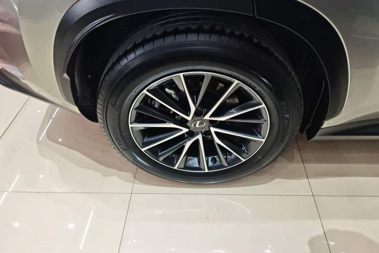Used Lexus NX 2023 350h Front-Wheel-Drive Chuan Yue Edition