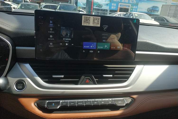 Used Geely Auto Vision X6 2020 1.4T CVT Luxury Edition
