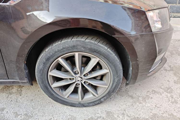 Used Skoda Octavia 2015 1.6L Automatic Yijie Edition