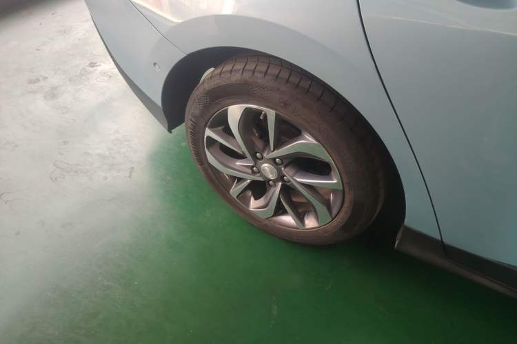 Used Buick Velite 6 2019 Connected & Smart
