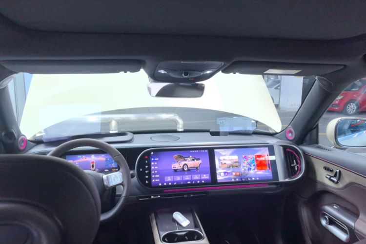 Used  #5 2024 Ultra-Long Range Extraordinary Journey Luxury Edition
