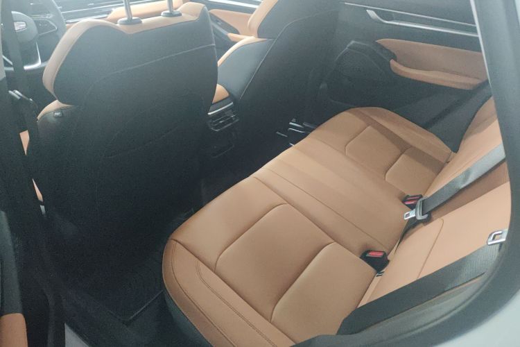 Used Geely Auto Emgrand 2025 4th Generation 1.5L CVT Flagship Version