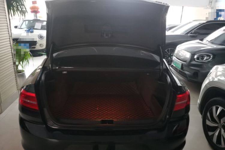 Used Volkswagen Magotan 2019 330TSI DSG Leading Model China VI Standard