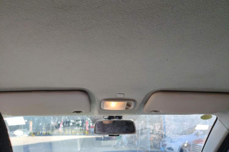 Used Chery QQ Ice Cream 2022 170km Sundae Phosphate Lithium-Ion
