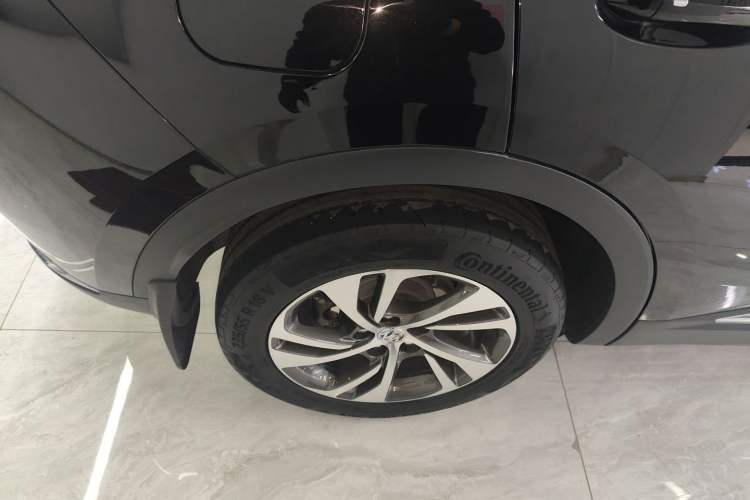 Used Buick Envision 2022 Facelift Encore S 552T Two-Wheel-Drive Luxury Model
