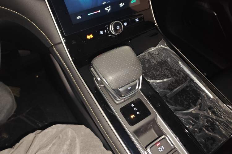 Used Roewe i6 MAX New Energy 2023 EV 500 Grand Touring Edition for Key Clients
