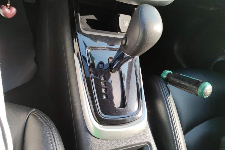 Used Nissan Tiida 2016 1.6L CVT Cool Dynamic Edition
