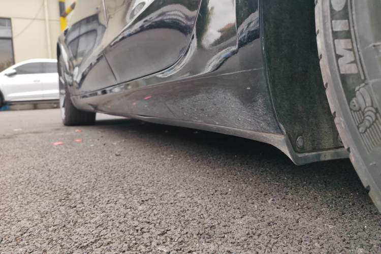 Used Tesla Model 3 2019 Long-Range All-Wheel-Drive Version
