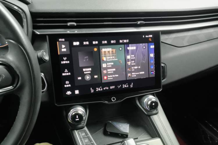 Used Lynk & Co 01 2021 2.0TD Two-Wheel-Drive Pro Trim
