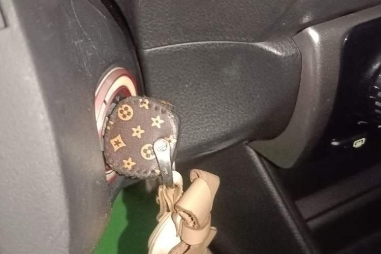 Used Toyota YARiS L 2016 Revised 1.5E CVT Charming Edition