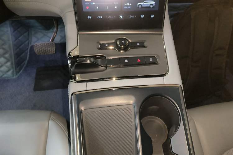 Used Nio ES6 2020 420 km Sport Edition