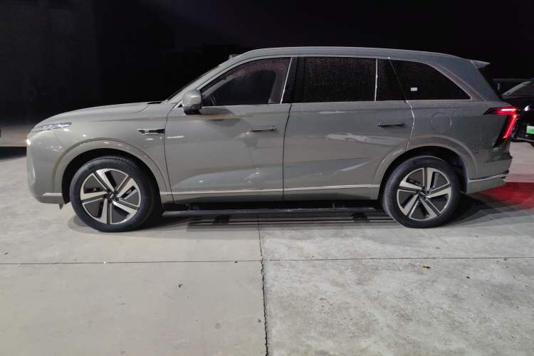 Used Wey Lanshan 2025 Four-Wheel Drive Ultra
