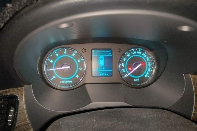 Used  Refine M5 2016 2.0T Gasoline Manual Business Edition