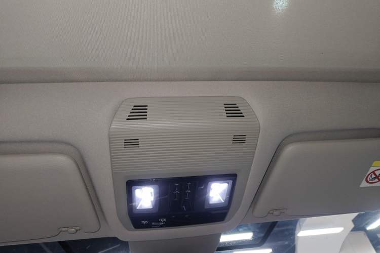 Used Volkswagen Talagon 2022 380TSI Four-Wheel Drive Flagship Shengjing Edition 6 Seats