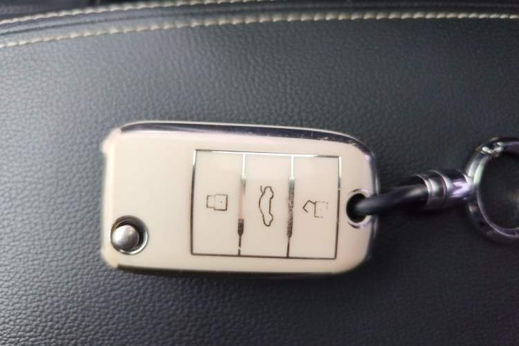 Used Roewe i6 2020 PLUS 1.6L CVT 4G Connected Glory Flagship Edition