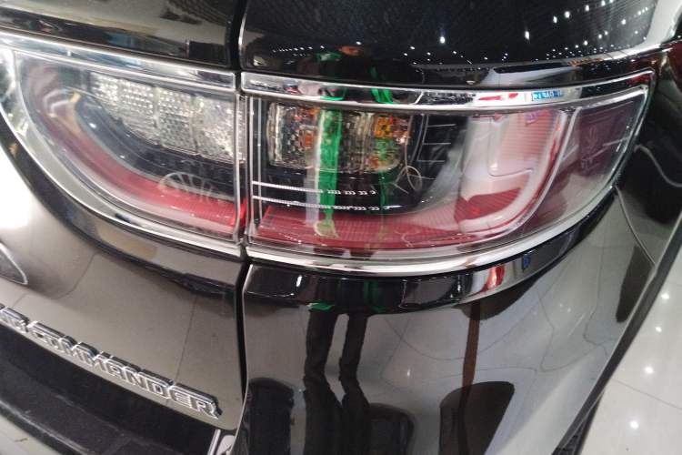 Used  Grand Commander 2020 2.0T Two-Wheel Drive Elite Version
