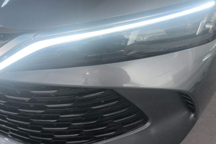 Used BYD Qin L 2024 DM-i 120KM Leading Model
