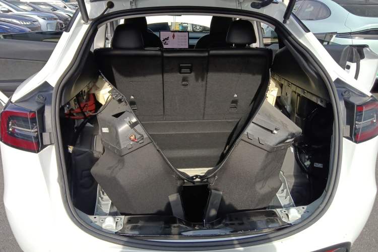 Used Tesla Model Y 2022 Performance High-Performance All-Wheel-Drive Version