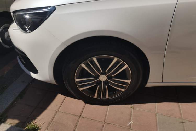 Used Peugeot 308 2018 1.6L Automatic Luxury Edition
