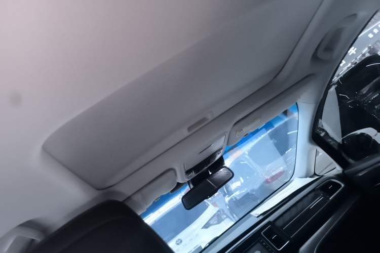 Used Honda Elysion 2016 2.4L Supreme Edition
