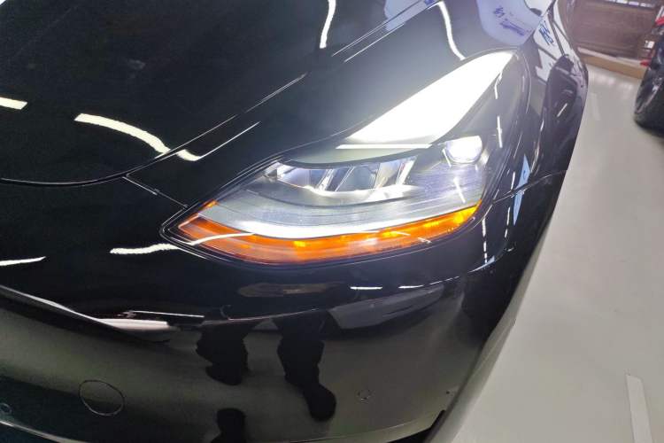 Used Tesla Model Y 2023 Rear-Wheel-Drive Version
