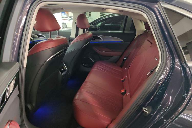 Used Hongqi H5 2023 2.0T Automatic Smart Connect Flagship Edition