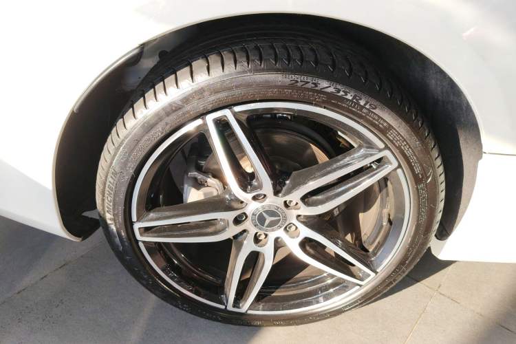 Used Mercedes-Benz E-Class 2017 E 300 Coupe
