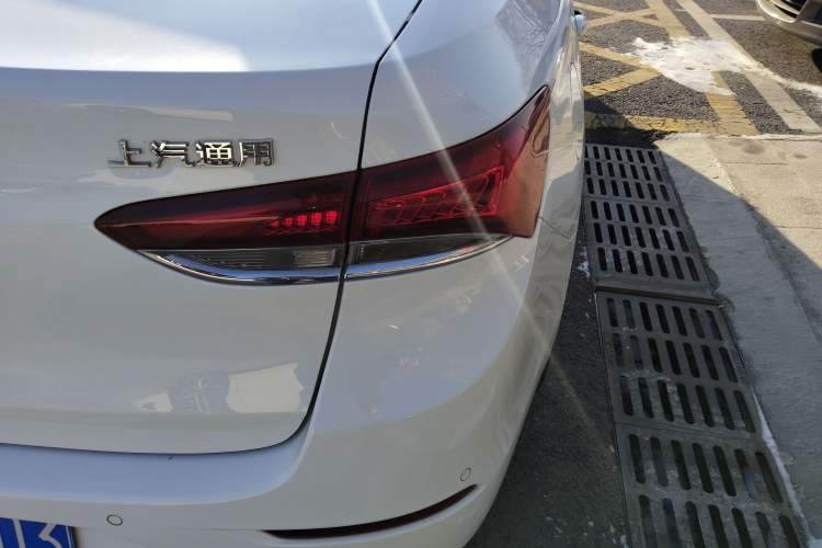 Used Buick GT 2019 15T Dual-Clutch Connected Elite Model China VI
