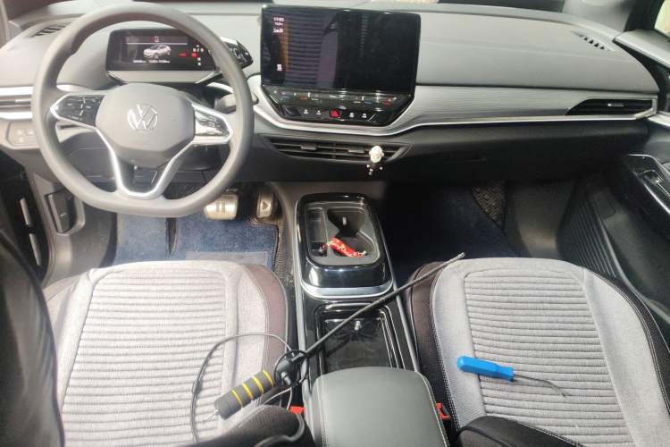 Used Volkswagen ID.4 CROZZ 2022 Long-Range PURE+ Edition