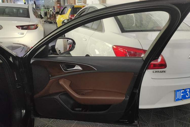 Used Audi A6L 2014 30 FSI Comfort Model
