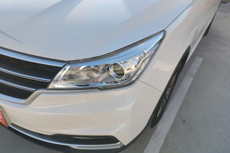 Used Baojun 730 2021 1.5L Manual Fashion Version 7 Seats
