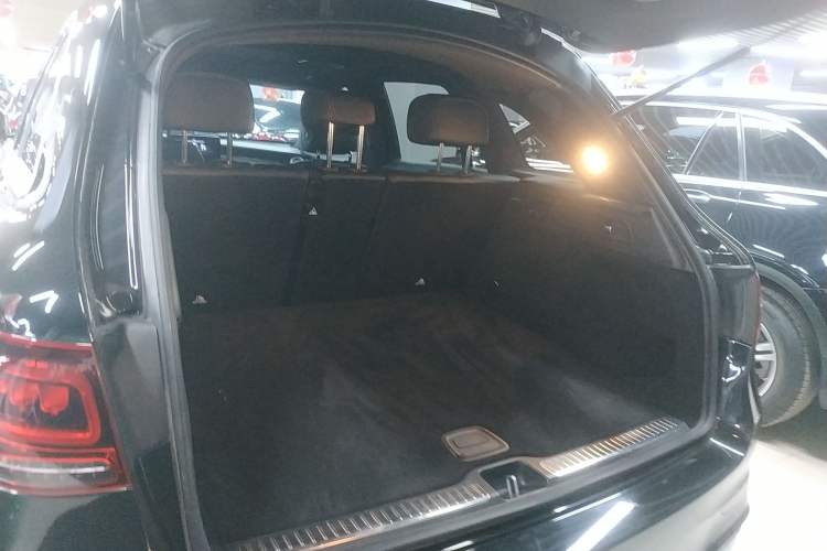 Used Mercedes-Benz GLC 2020 Facelift GLC 260 L 4MATIC Luxury Edition