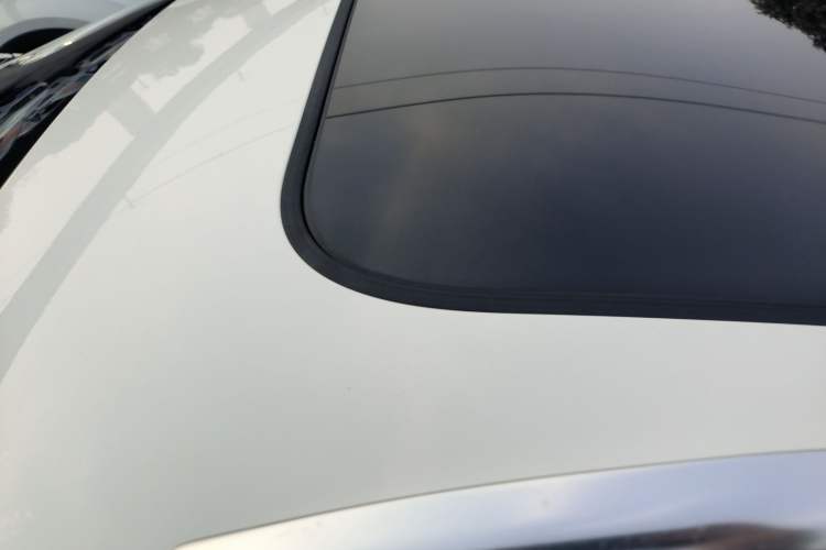 Used Volkswagen T-ROC 2020 280TSI DSG Two-Wheel-Drive Elite Version
