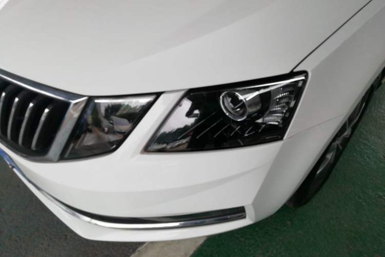 Used Skoda Octavia 2020 1.5L Automatic SmartDrive Luxury Edition
