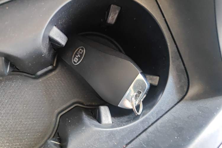 Used BYD Qin PLUS 2021 DM-i 55KM Flagship Model
