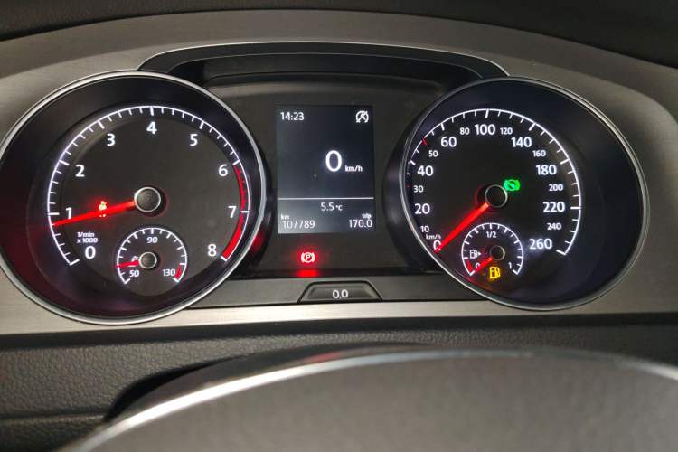 Used Volkswagen Golf 2015 1.4TSI Comfort Travel Edition
