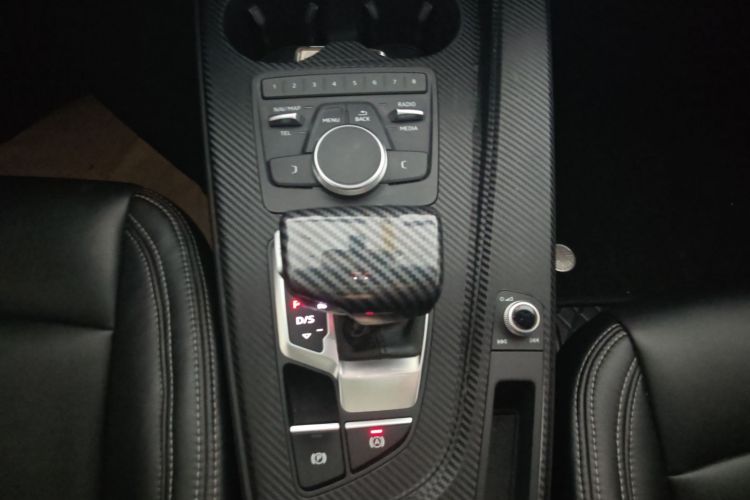 Used Audi A4L 2018 30th Anniversary Edition 40 TFSI Trendy Model
