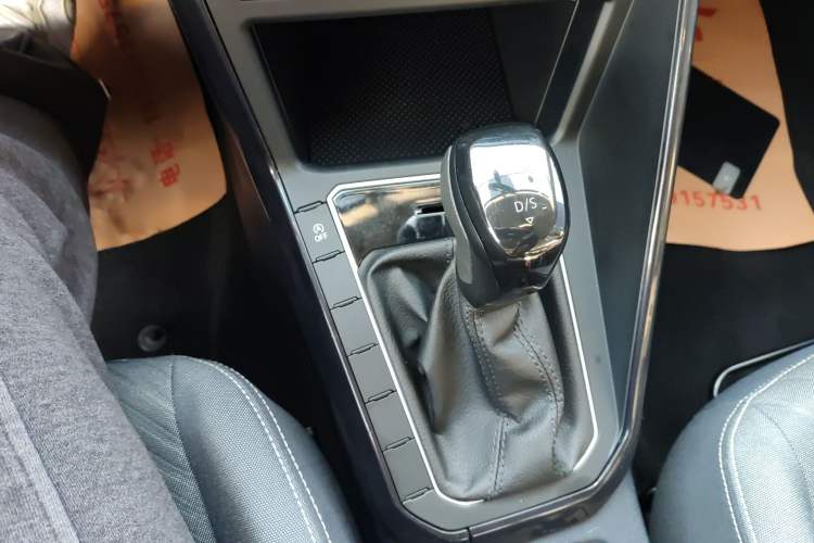 Used Volkswagen Lavida 2023 New Rui 1.5L Automatic New Yi Edition