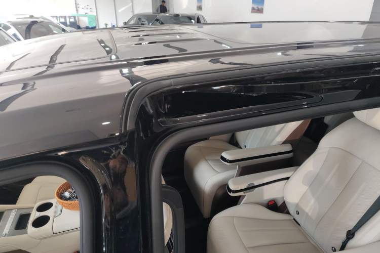 Used BYD Xia 2025 DM-i 1.5T 180km Beyond Edition
