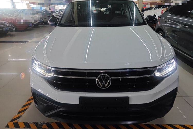 Used Volkswagen Tiguan L 2024 300TSI Automatic Two-Wheel Drive Smart Edition
