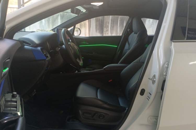 Used Toyota C-HR 2020 2.0L Leading Edition
