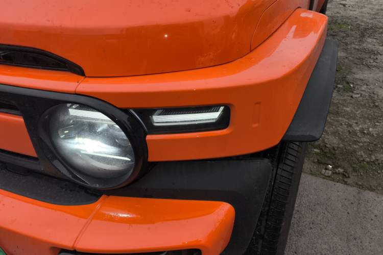 Used  V23 2025 401 Two-Wheel Drive Advanced Edition