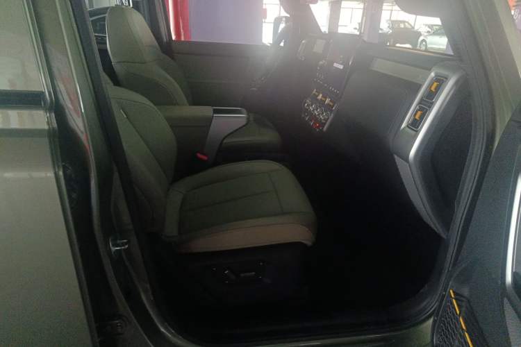 Used  V23 2025 501 Four-Wheel Drive Intelligent Driving Version