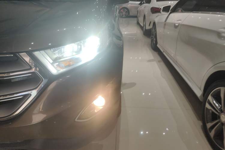 Used Ford Edge 2015 2.0T GTDi Two-Wheel-Drive Elite Edition