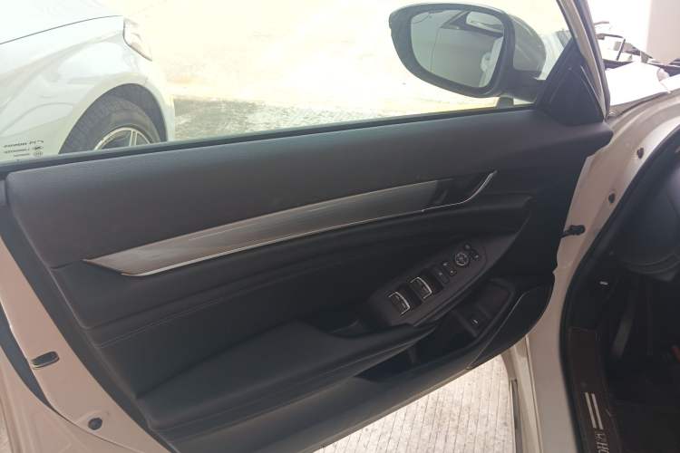 Used Honda Accord 2018 260TURBO Luxury Edition China V Emission Standard
