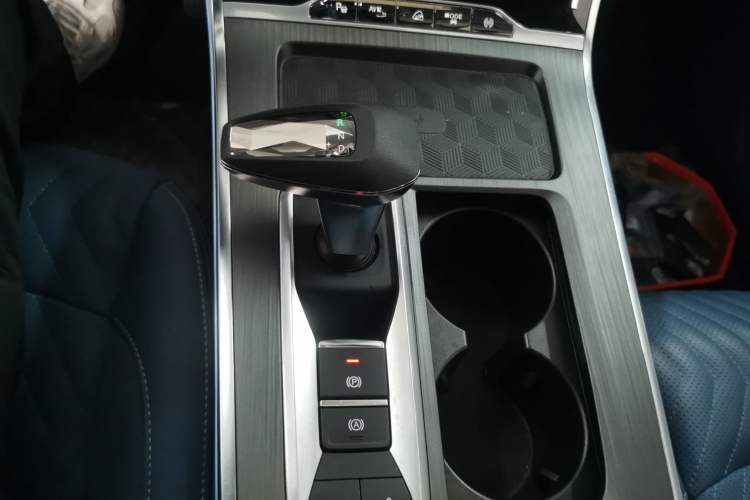 Used  Lingyun 2023 400T Four-Wheel Drive Star Prestige Edition